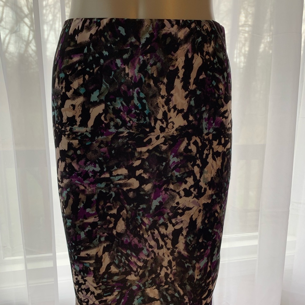 Printed pencil skirt